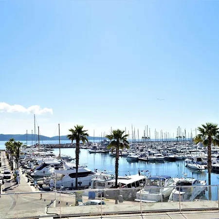 Cosy A 50m De La Avec Parking Prive - - Fr-1-226b-37 شقة *