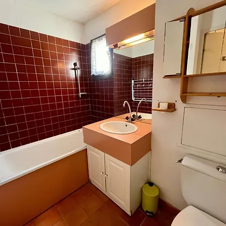 Cosy à 50m De La Avec Parking Privé - - Fr-1-226b-37 *